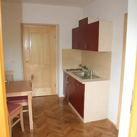 House Berdnik Stahovica