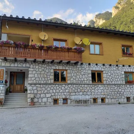 House Berdnik 3* Stahovica