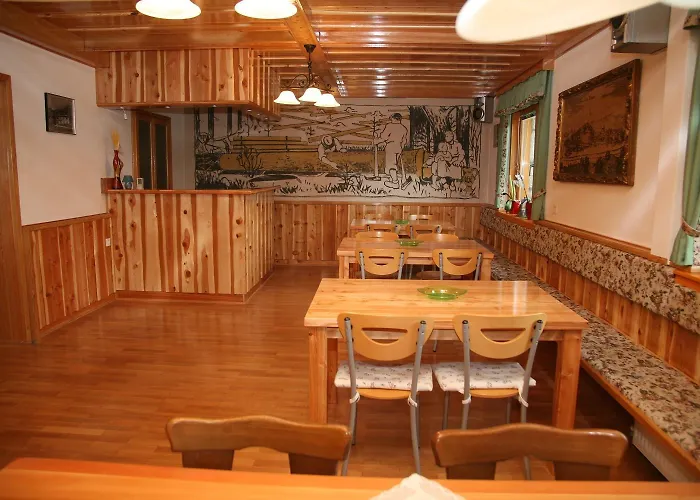 House Berdnik Πανσιόν 3*